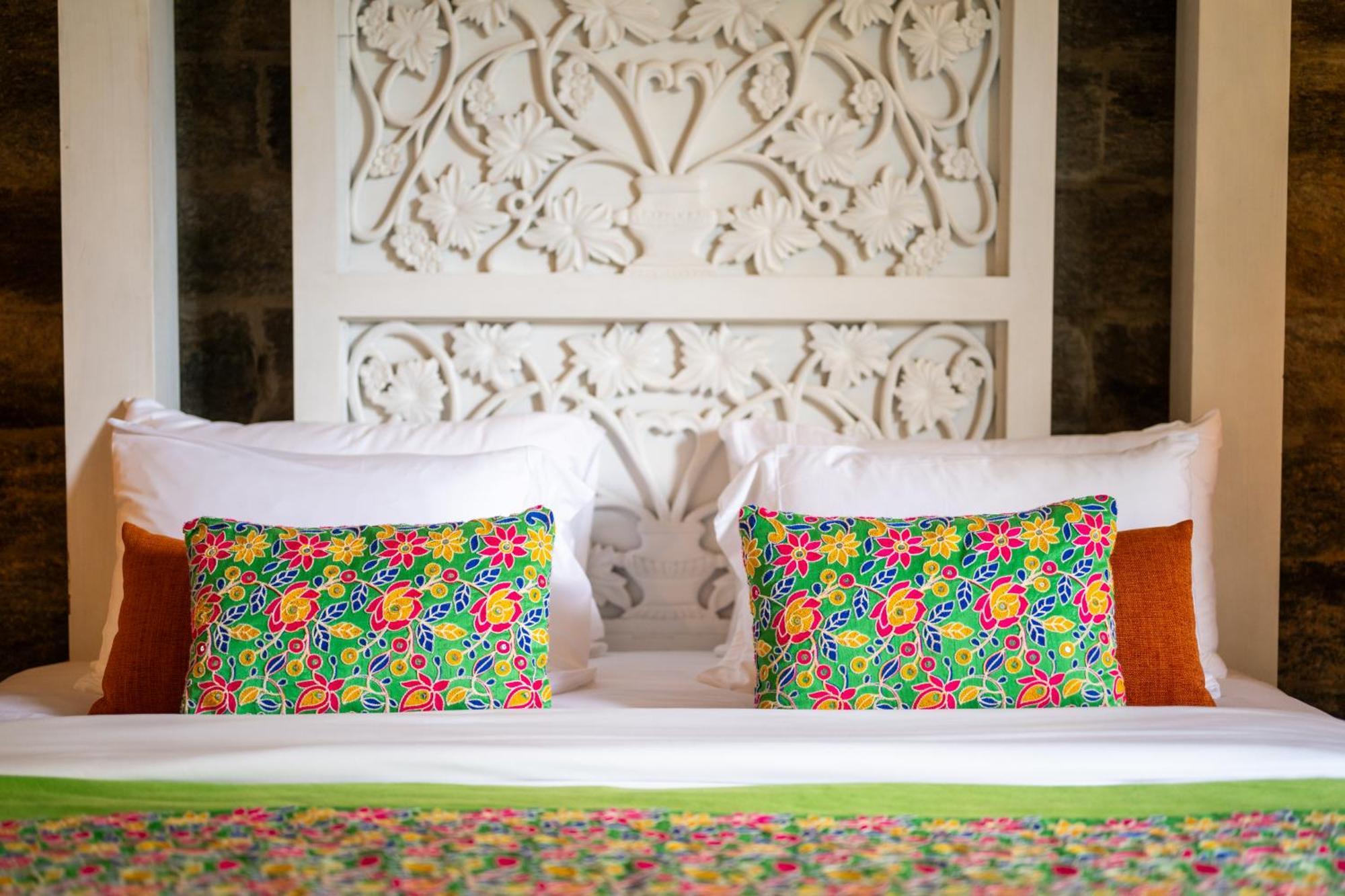 Отель Aathma Colombo House Экстерьер фото
